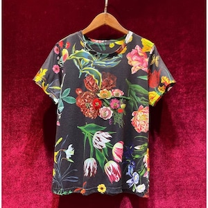 Vintage Beaded Floral T-Shirt, 3D Floral Beaded Short Sleeves Tees, Rund Neck Short Sleeve Top, Rhinestone Applique T-shirt